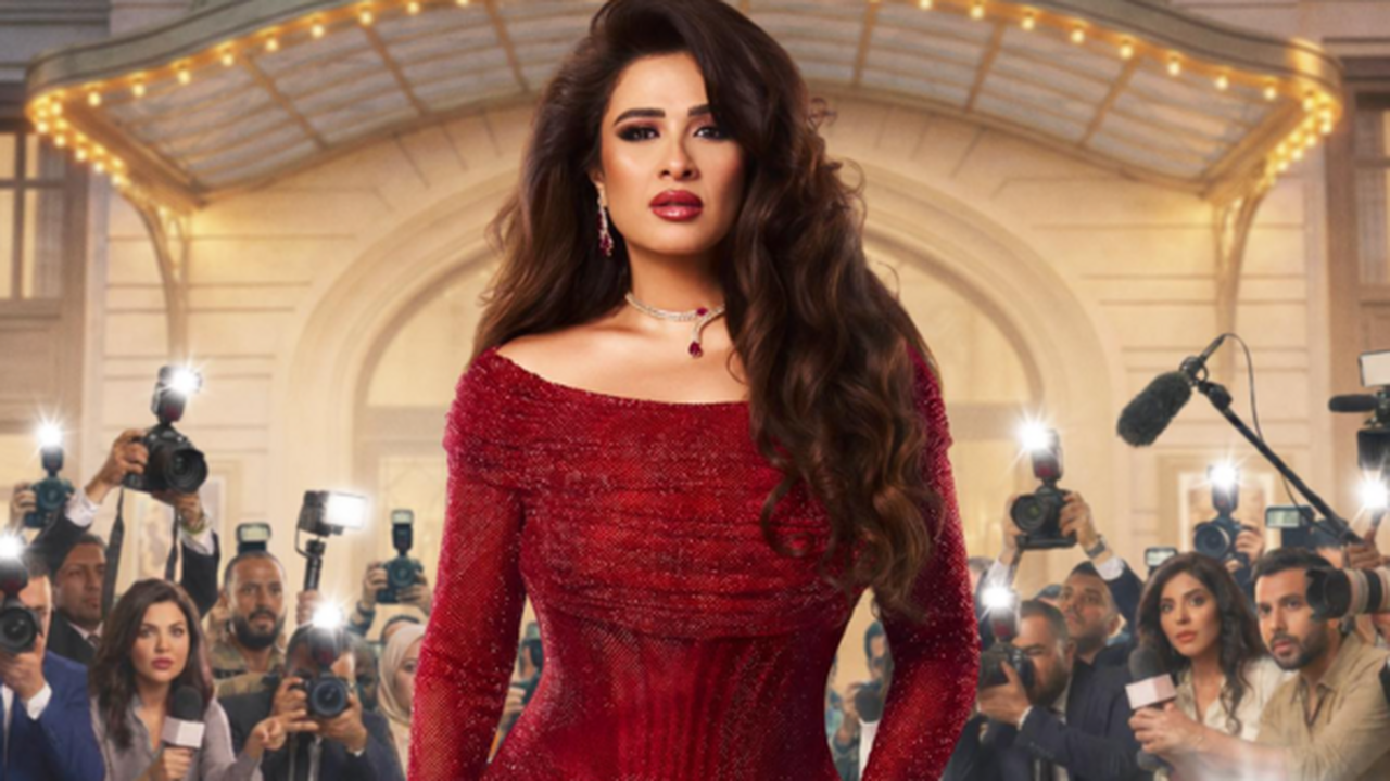 أزمة الصور.. ياسمين عبد العزيز تتوعد بمقاضاة المتجاوزين وتفاصيل صادمة تثير الجدل